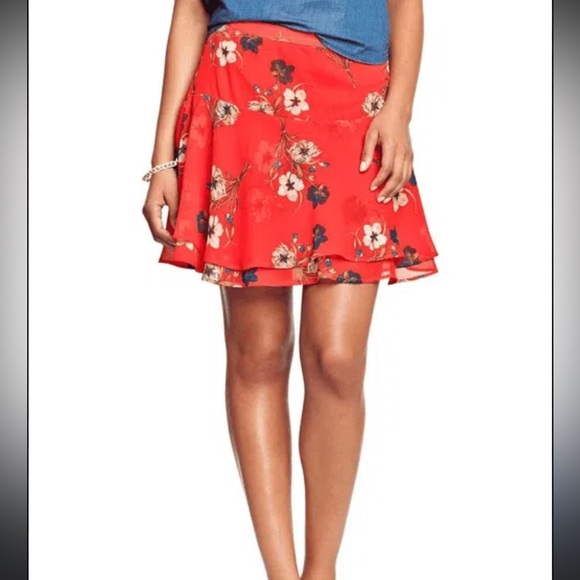 NWT Old Navy Multi Layer Sheer Red Floral Skater Skirt Size 12 - Picture 1 of 8